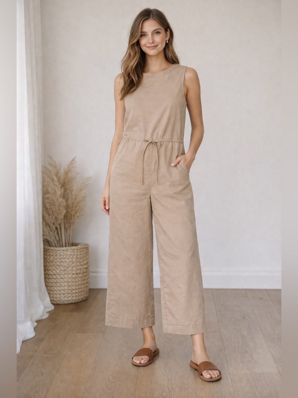 COS Sleeveless Wide-Leg Jumpsuit in Beige Size 34 (4)